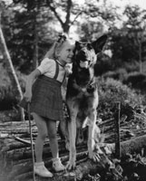 La petite Zizi et son chien GUNDO